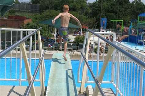 Lions Park Pool Location And Attractions Clarendon Hills Park District