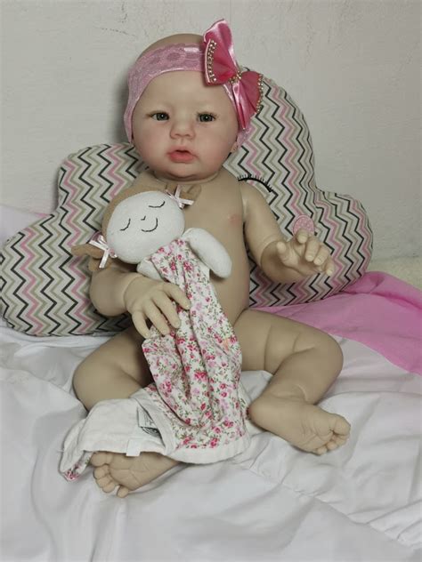 boneca bebê reborn abigail corpo de silicone pronta entrega