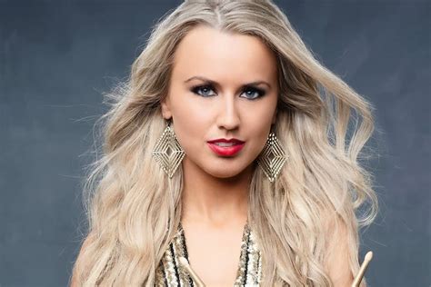 beat of my own drum by christie lamb video premiere countrytown latest country music news