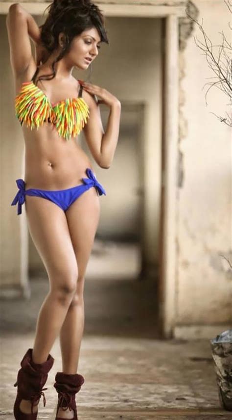 15 Hot Bikini Photos Of Khushi Mukherjee Actress Ullu App India Alert And Baalveer Fasermedia
