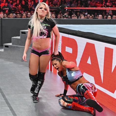 Raw Bayley Vs Alexa Bliss Raw Women S Champion Total Divas