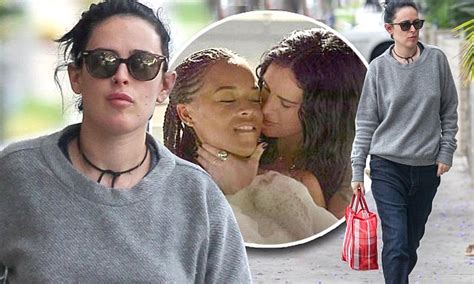 rumer willis covers up after that lesbian sex scene daily mail online