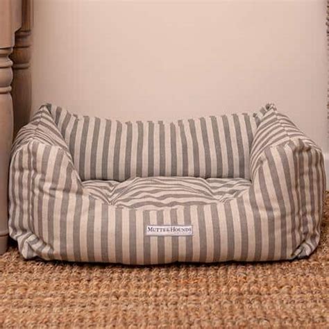 A bed blocker is primarily uk, australian and canadian slang for a person who is ill, requiring more care than can be given in a home setting, and possibly needing long term nursing home care. Flint Stripe Bolster Dog Bed | The Stylish Dog Company