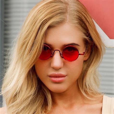 Qpeclou New Vintage Round Sunglasses Women Brand Red Lens Sunglasses Men Retro Oculos Female
