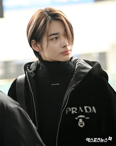 Enhypens Ni Ki Gains Attention For Being A Perfect Gentleman At Prada