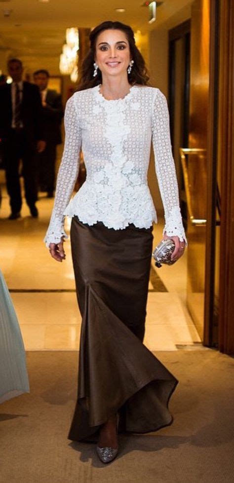 110 Women Royalty Rania Of Jordan Ideas Queen Rania Women Royal Fashion
