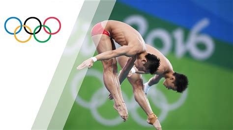 Chinese Pair Wins Mens Synchronized Diving 10m Gold Youtube