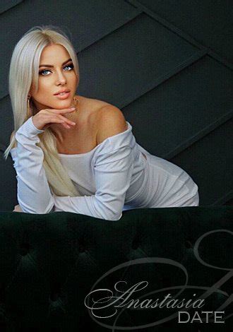 Videos Of Ukrainian Partner Yuliia From Kiev Yo Hair Color Blond