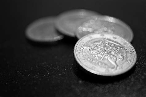Benutzername (alias) der benutzername ist eine von ihnen frei wählbare zugangskennung. #563152 bank, bars, business, close up, commerce, currency ...