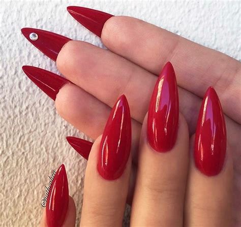 Pin By Love Glitz On Nails With Images Red Stiletto Nails Long Red Nails Stiletto Nails