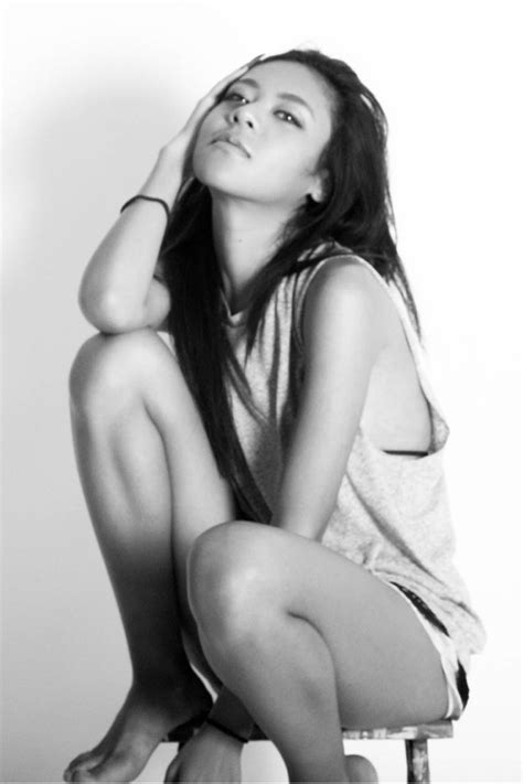 アミナ モデル タレント 詳細画面 東京で外国人モデル・タレント・ナレーターをお探しならフリー・ウエイブ