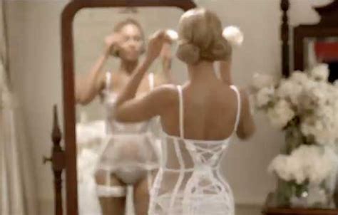 Beyonce в нижнем белье от Agent Provocateur фото видео