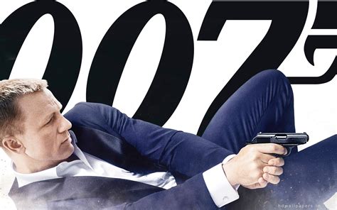 Skyfall Daniel Craig Wallpapers Hd Wallpapers Id