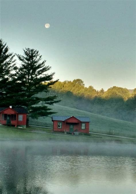 The restaurant also offers strawberry, ham, sausage, tenderloin and bacon biscuits. Cabins & RV Hook Ups - Shatley Springs Inn & Restaurant