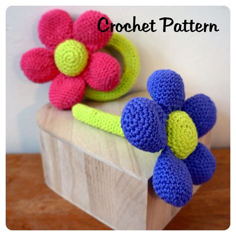 Lily Razz Spring Freebie Crochet Pattern