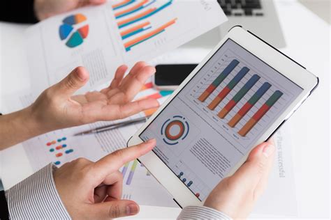 Plus de 20 ans dans le management de grands acteurs du numérique avant de cofonder. Positive Thinking company | Automate and optimize ...