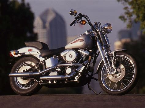 Over the next few lines motorbike specifications will provide you with a complete list of. Riding Impression of the 1999 Harley-Davidson FXSTS ...