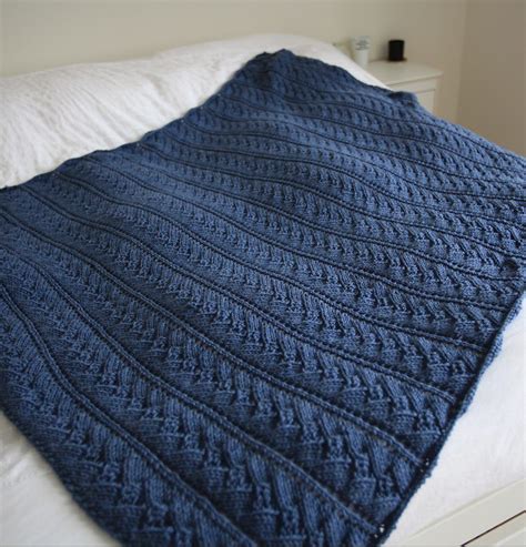 Patterns preceded by an asterisk (*) are in pdf format. Easy Afghan Knitting Patterns | Easy sweets, Lace patterns ...