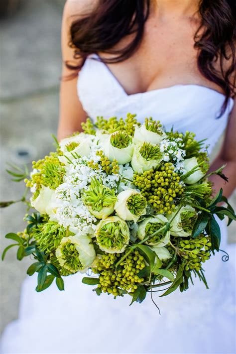 Photograph rings, backs of dresses, shoes, flowers, table settings, menus, etc. Real Weddings Magazine Cover Photo Shoot Sacramento, Ca Bouquet with garden rose … | White ...