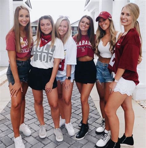 14 Insanely Cute College Game Day Outfits Worthy Of An Instagram Picture By Sophia Lee