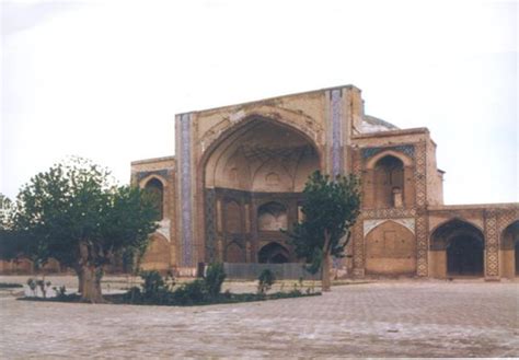 هندسه و تناسبات در معماري مسجد جامع قزوین Ppt90ir