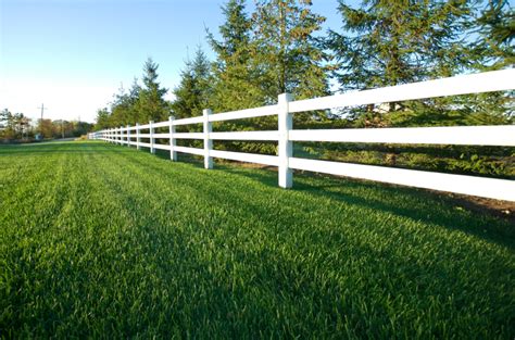 Ranch Style Wood Fence Designs Farm And Ranch Fence Builders Of