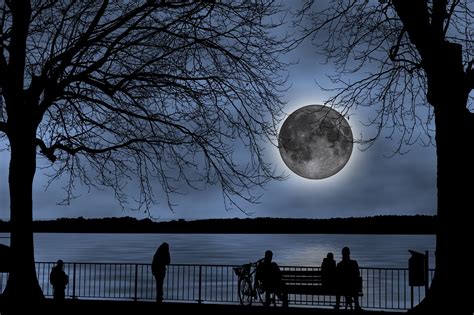 Download Free Photo Of The Moon Looking At The Moon Full Moon