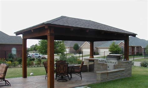 Jake and shannon joined forces and completed the build in a day. How to Build A Freestanding Patio Cover with Best 10 ...