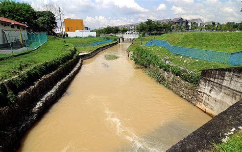 The vibrant area of sungai besi is located within the shops and the area near the police station. Tempat kejadian tiga mangsa kanak-kanak lemas | Operasi ...