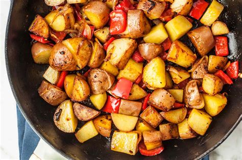 Easy Skillet Fried Potatoes Recipe