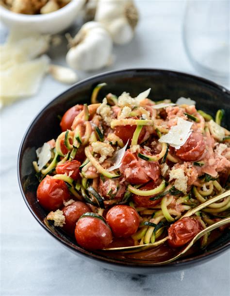 What can i make with squash zucchini and tomatoes. Zucchini Noodles with Cherry Tomato Garlic Cream Sauce and ...