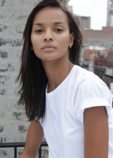 Gracie Carvalho Model Profile Photos And Latest News