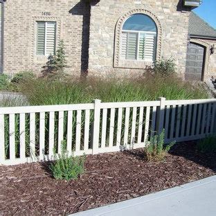 U Shaped Driveway Outdoor Ideas & Photos | Houzz