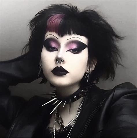 Pin By ♡†holy†♡ On Very Cute In 2021 Punk Makeup Gothic Makeup