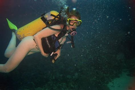 Pin On Scuba Diving Woman