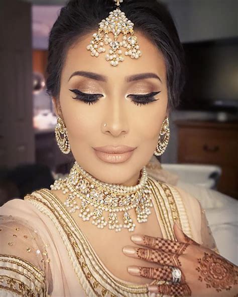 Pakistani Brides Whose Eye Makeup Was On Point On Their Barat