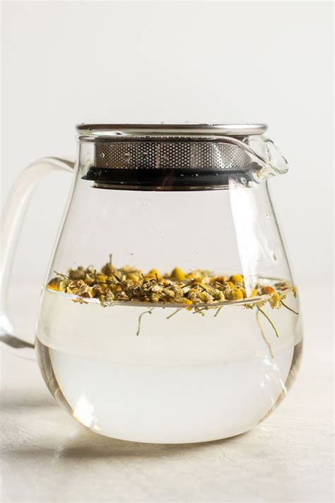 Some compare the smell to fresh apples, which is how the flower got its name. How to make the best chamomile tea, hot and iced ...