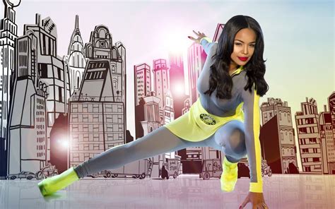 Xtra Factor’s Sarah Jane Crawford Reveals She Ditched Banking For Showbiz London Evening
