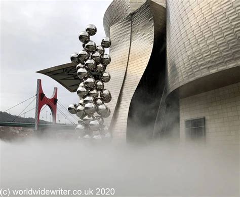 Bilbao Museo Guggenheim Fog Sculpture Loveland Sculpture Wall