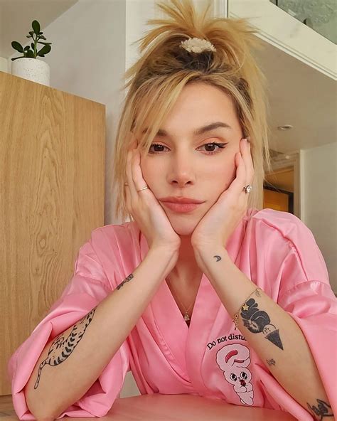Marzia Kjellberg On Instagram Please Do Not Disturb I Am Veeery Busy 🌹 Tattoos Marzia