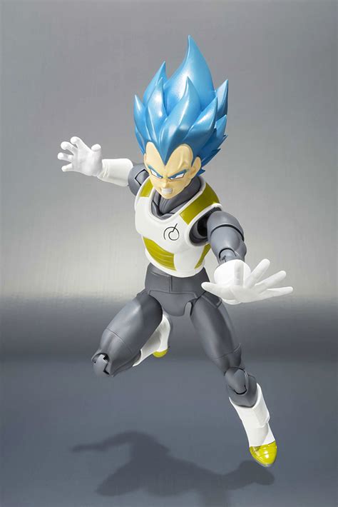 Majin vegeta comes with four additional heads, three right hands and two left hands. Figurine Dragon Ball Z Vegeta Super Saiyan Blue S.H ...