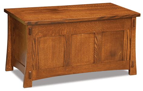 Modesto Cedar Chest Amish Solid Wood Chests Kvadro Furniture