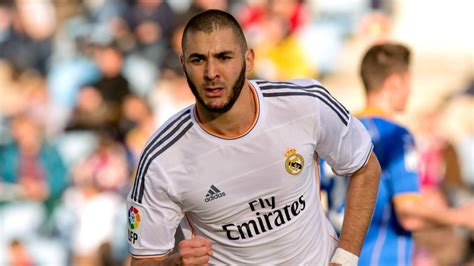 Real Madrids Karim Benzema Arrested Over Valbuena Sextape Blackmail