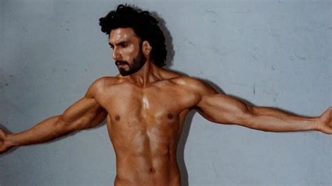 Ranveer Singhs Nude Magazine Photoshoot Triggers A Meme Fest On Social Media Check It Out