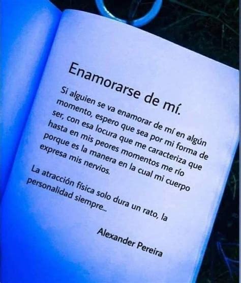 An Open Book With The Words Enamorase De Mi In Spanish On It