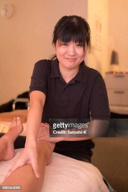 japanese foot massage photos and premium high res pictures getty images