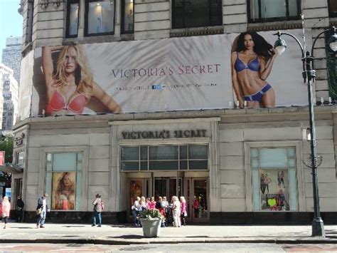 Victoria S Secrets 115 5th Avenue Ny Picture Of Victoria S Secret New York City Tripadvisor