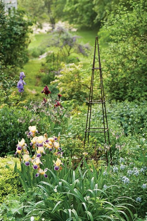 Take A Peek Inside This Garden Writers Green Oasis Cottage Journal