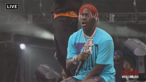 Lil Yachty Surprises Trippie Redd On Stage 66 Live At Rolling Loud