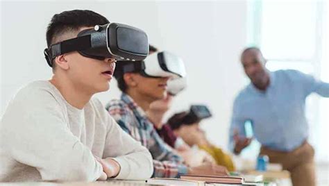 Virtual Reality Vr In Education A Complete Guide E Student